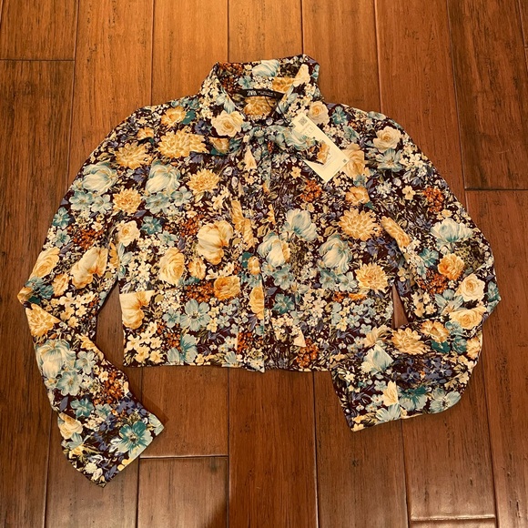 Zara Flower Shirt - Picture 3 of 4